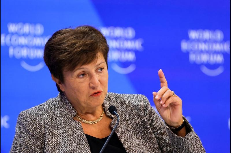 El FMI lanzoacute una dura advertencia al Gobierno por la corrupcioacuten y la falta de transparencia