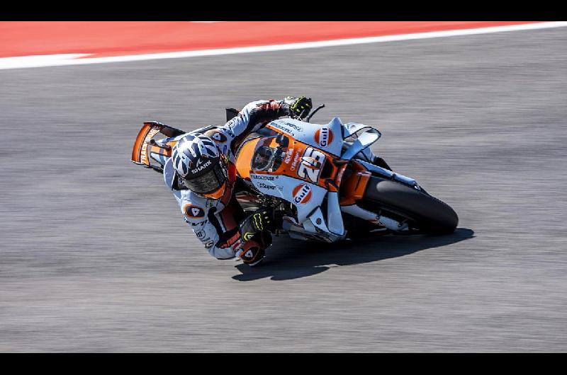 MotoGP- Rauacutel Fernaacutendez sorprendioacute y se quedoacute con el triunfo en la sprint del GP de Italia
