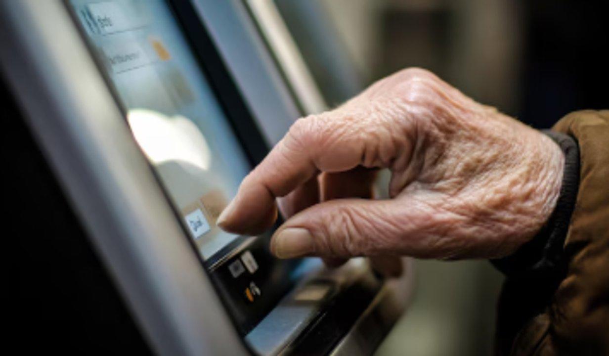 Jubilaciones y pensiones aumentan 258 por ciento en junio