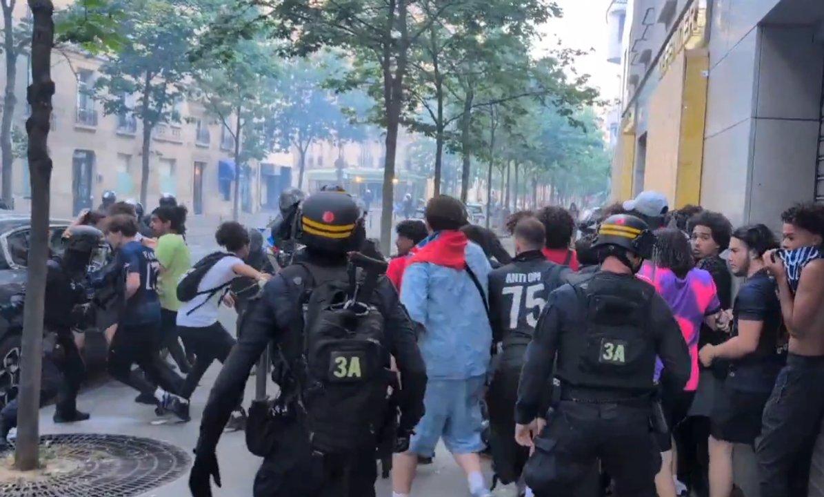 Graves incidentes en Pariacutes tras la nueva consagracioacuten del PSG en la Champions League