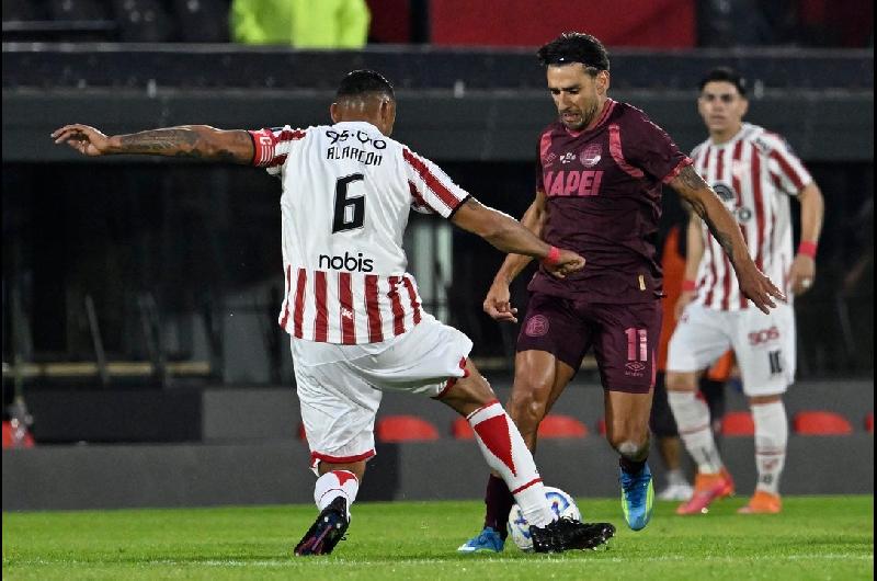 Instituto eliminoacute agoacutenicamente a Lanuacutes y avanzoacute en la Copa Argentina