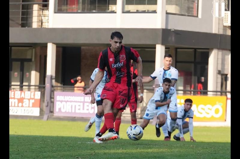 Primera Nacional- triunfos de Estudiantes de Caseros y Defensores de Belgrano