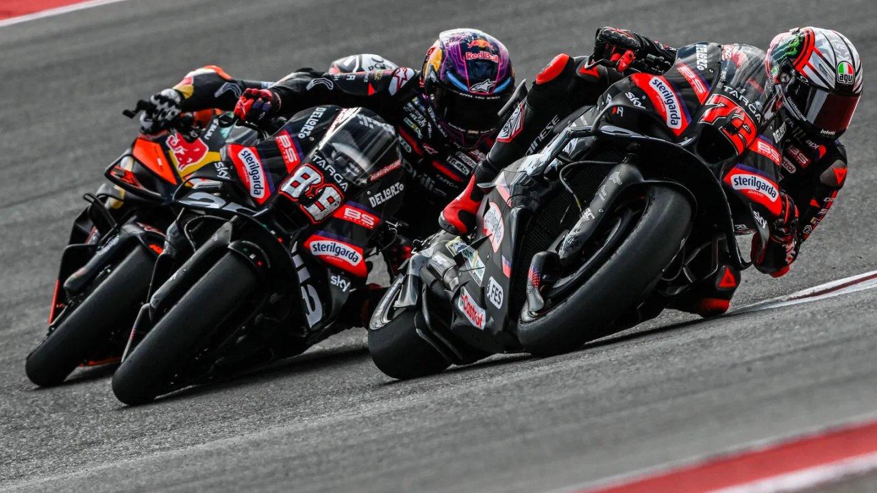 Moto GP- Bezzecchi ganoacute y le dio a Aprilia su primer triunfo en el GP de Italia