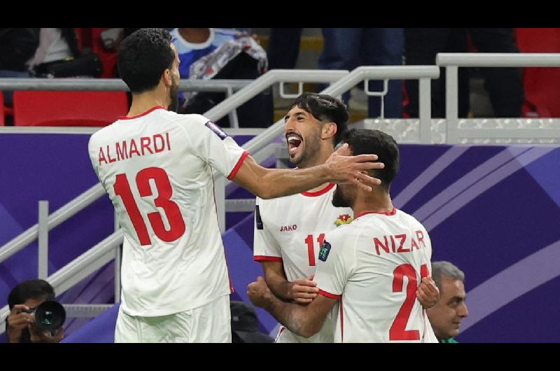 Atencioacuten Argentina- Jordania cayoacute por goleada ante Suiza en amistoso