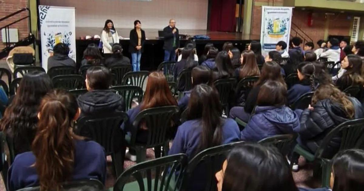 Iniciaron los talleres del programa Embajadoras de mis derechos