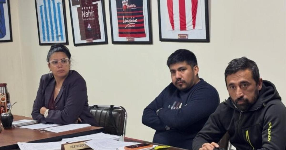 Se definieron los cruces de semifinales del Apertura Gringo Flores