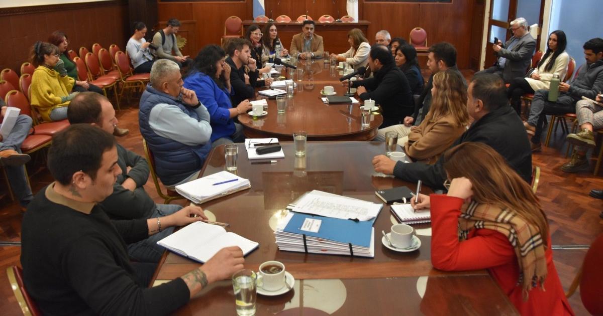 La Comisioacuten de Educacioacuten analiza impulso a mutuales y cooperativas escolares 