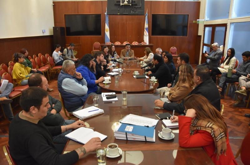 La Comisioacuten de Educacioacuten analiza impulso a mutuales y cooperativas escolares 
