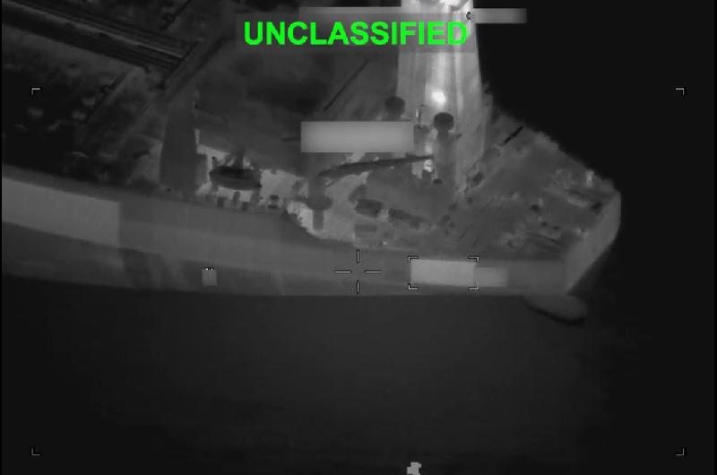Estados Unidos lanzoacute un misil contra un petrolero en el Golfo Peacutersico 