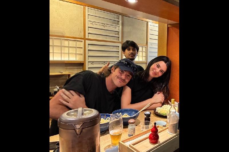 Kendall Jenner y Jacob Elordi ya no esconden su amor- su viaje expreacutes a Japoacuten