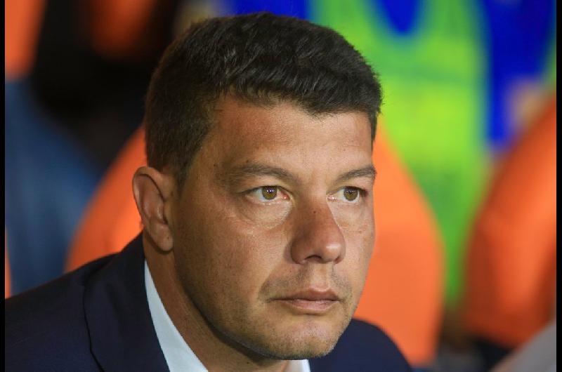 Battaglia pidioacute ldquocerrar la grietardquo en Boca y reclamoacute un entrenador con experiencia