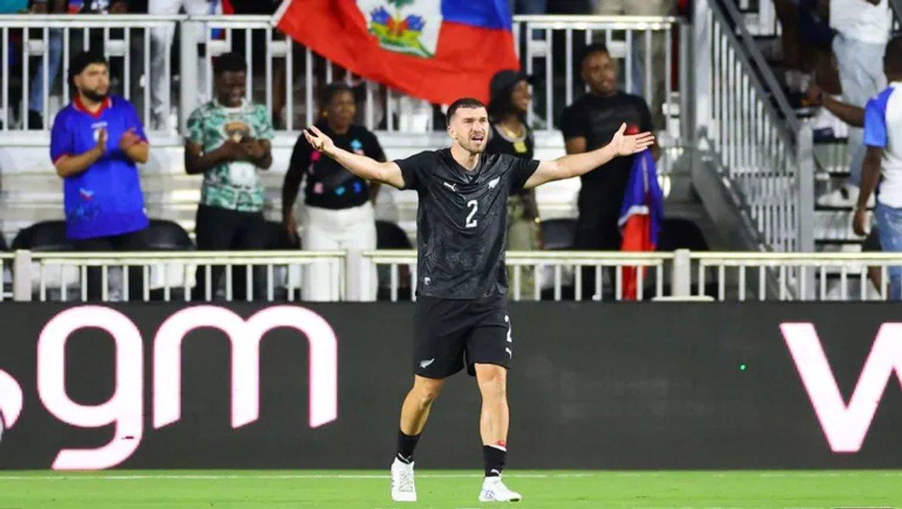 Efecto Tim Payne- un equipo del fuacutetbol argentino mostroacute intereacutes por el defensor que es furor en el Mundial 2026