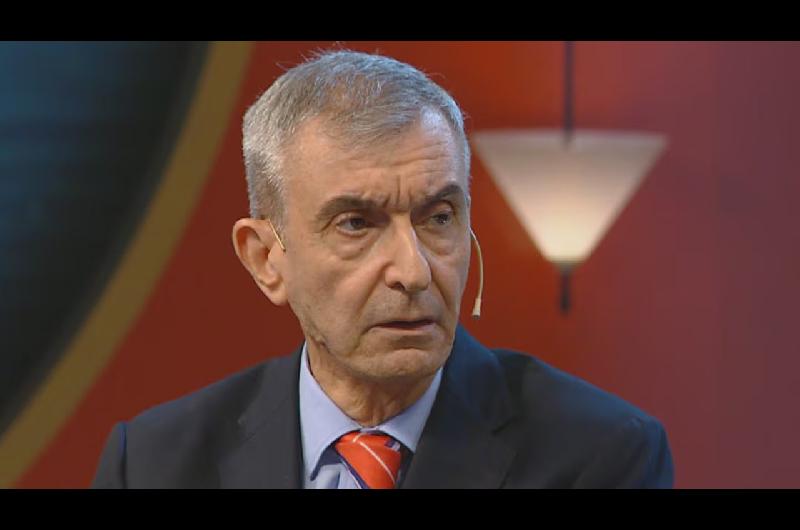 ldquoDijo que la tiene al plato y recurrioacute a la poesiacuteardquo- la columna de ldquochimentosrdquo de Nelson Castro