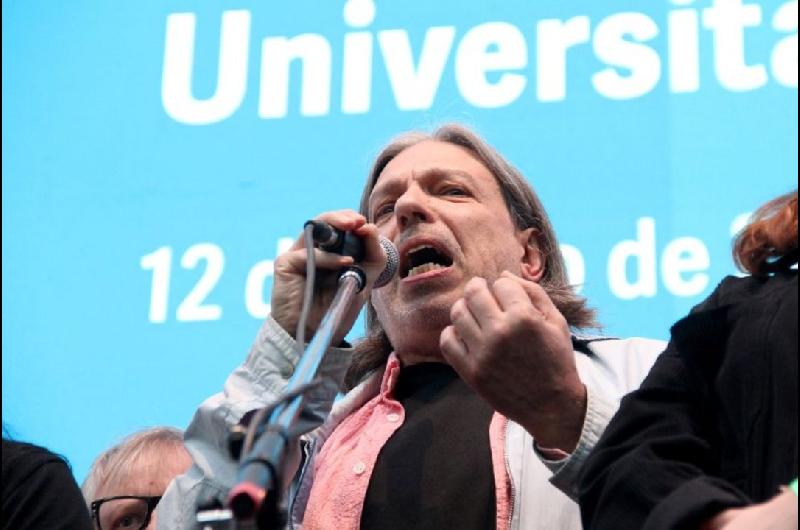 El Gobierno cruzoacute a los gremios universitarios por el paro- ldquoAcatamiento disparrdquo