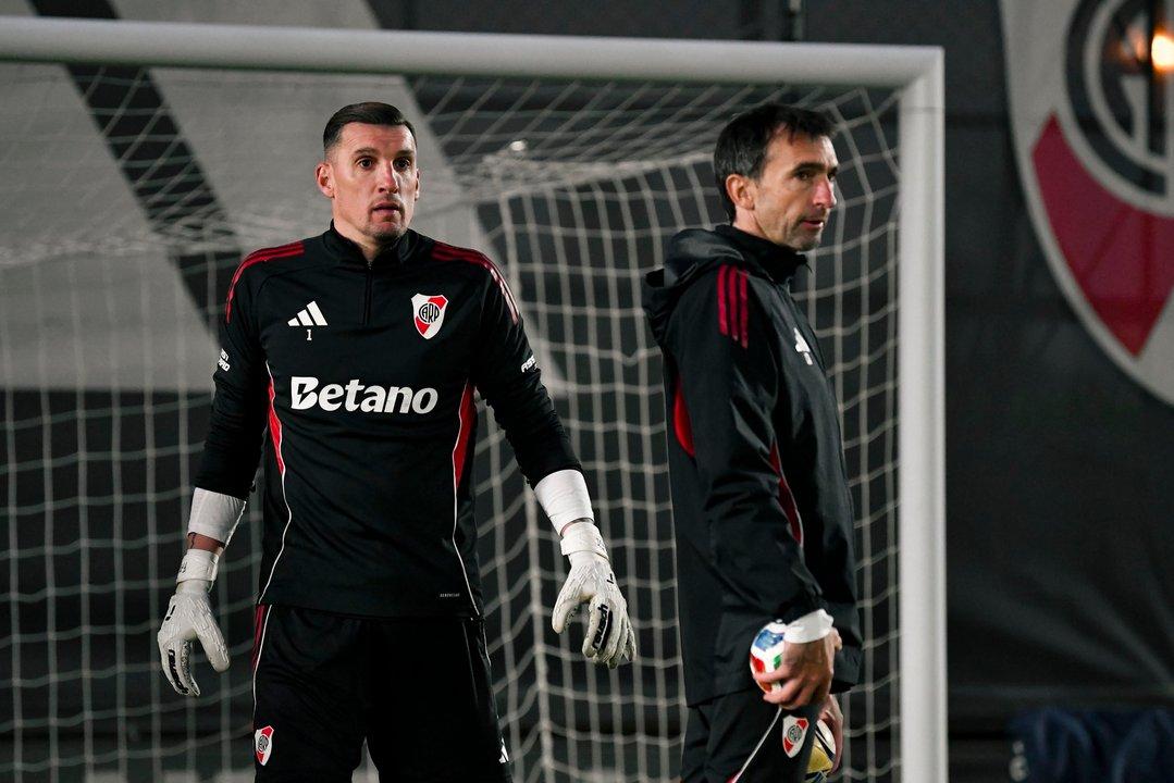 Comenzoacute la reestructuracioacuten en River