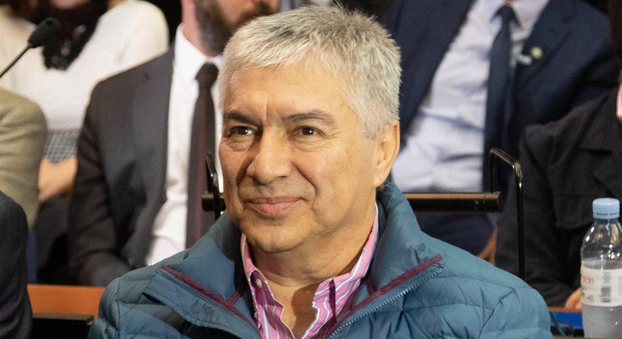 Internaron de urgencia a Laacutezaro Baacuteez por un cuadro de pulmoniacutea