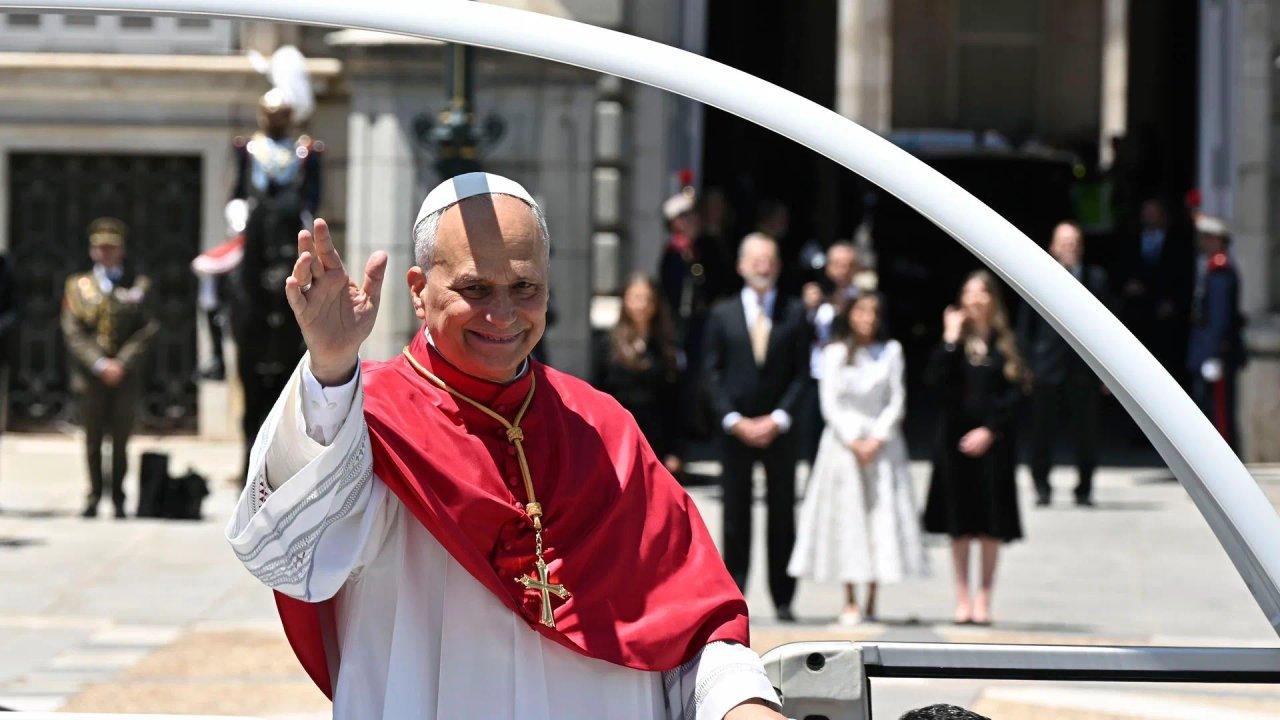 El papa Leoacuten XIV revolucionoacute Madrid con una trascendental visita tras 15 antildeos