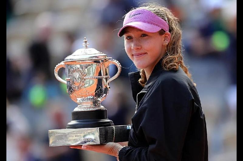 Andreeva se quedoacute con el tiacutetulo en Roland Garros y conquistoacute su primer Grand Slam