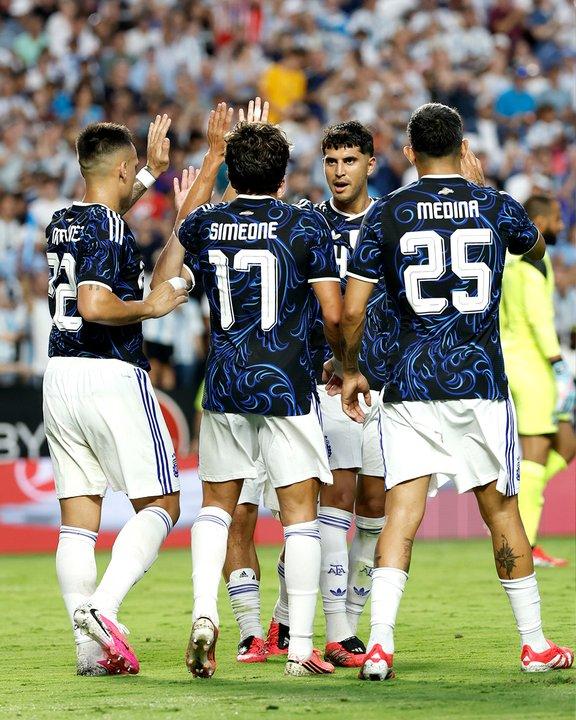 Seleccioacuten argentina- la era Scaloni rompioacute un reacutecord histoacuterico de asistencia en un partido