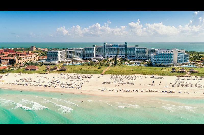 Exodo hotelero en Cuba- por queacute las principales cadenas empiezan a abandonar la isla  