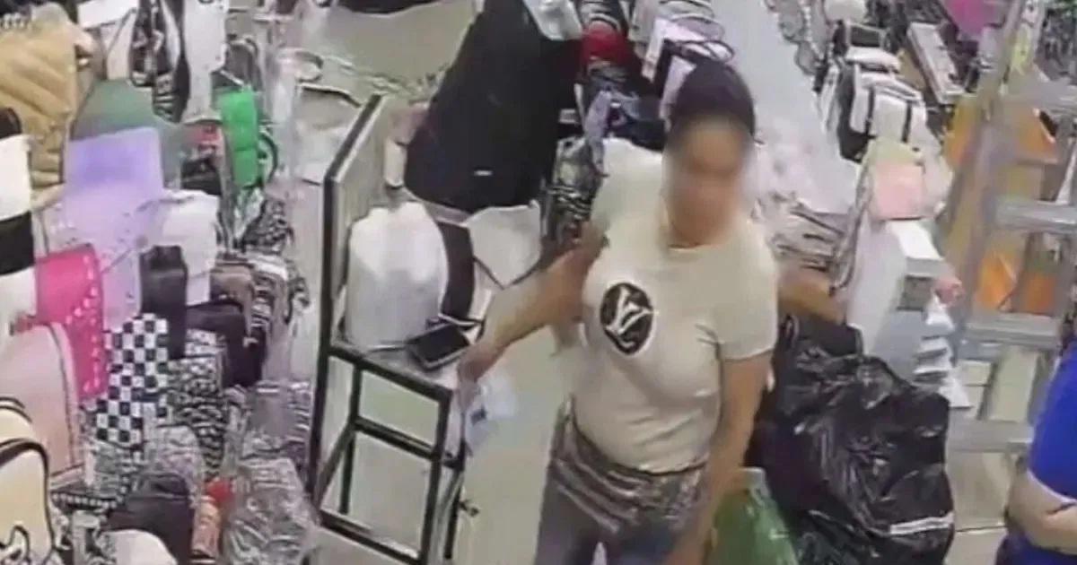 Una mechera intentoacute apuntildealar con un destornillador a los duentildeos de un mayorista
