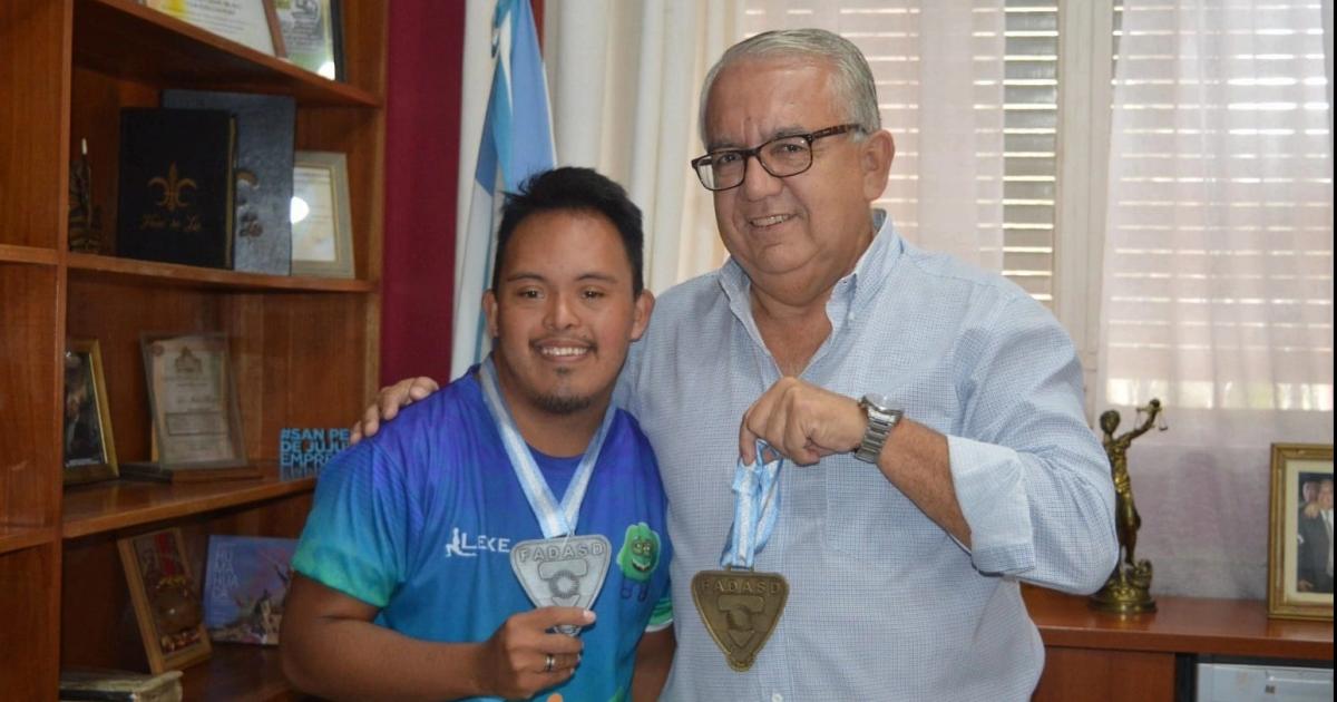 Carlitos Isasmendi viaja para competir en el mundial de atletismo