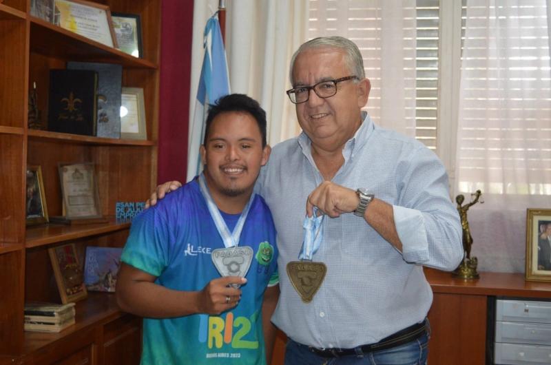 Carlitos Isasmendi viaja para competir en el mundial de atletismo