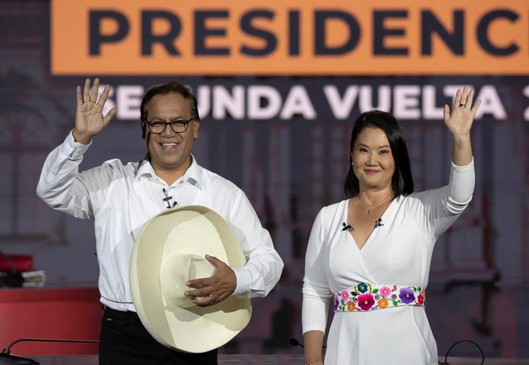 Peruacute- advierten que cualquiera sea el ganador del balotaje deberaacute acordar