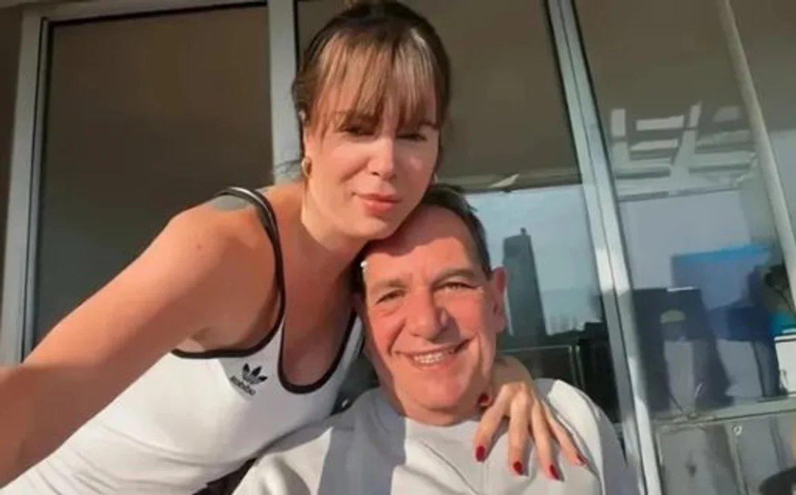 Joseacute Alperovich salio de la prisioacuten domiciliaria para ir al meacutedico con Marianela Mirra