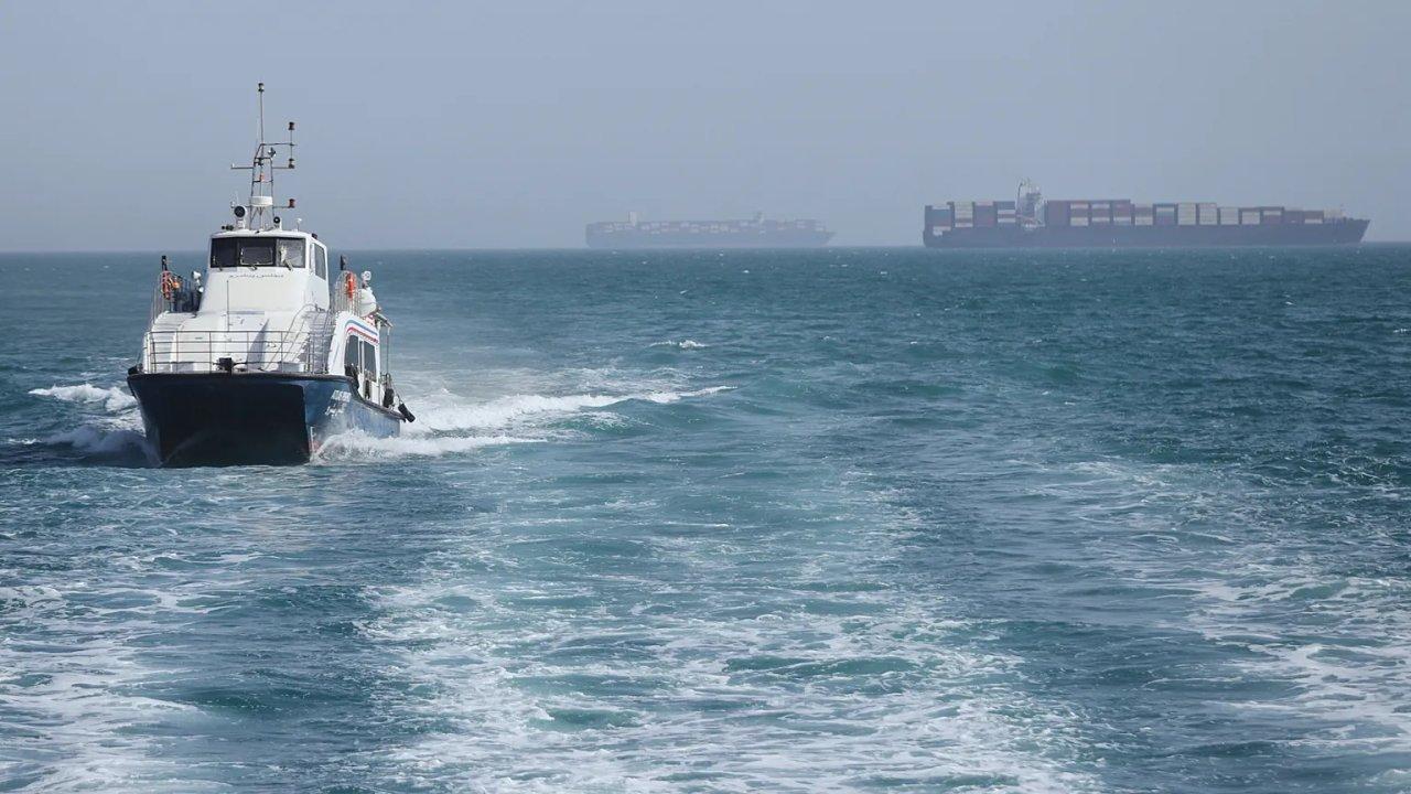 Un petrolero fue inmovilizado por EE UU en el Golfo de Omaacuten tras ignorar el bloqueo seguacuten el CENTCOM
