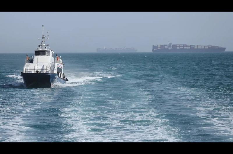 Un petrolero fue inmovilizado por EE UU en el Golfo de Omaacuten tras ignorar el bloqueo seguacuten el CENTCOM