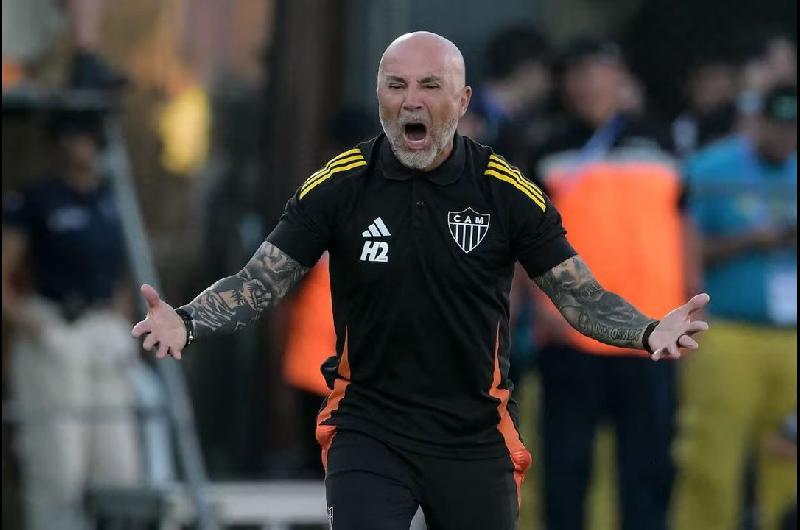 Talleres oficializoacute la llegada de Jorge Sampaoli como su nuevo director teacutecnico