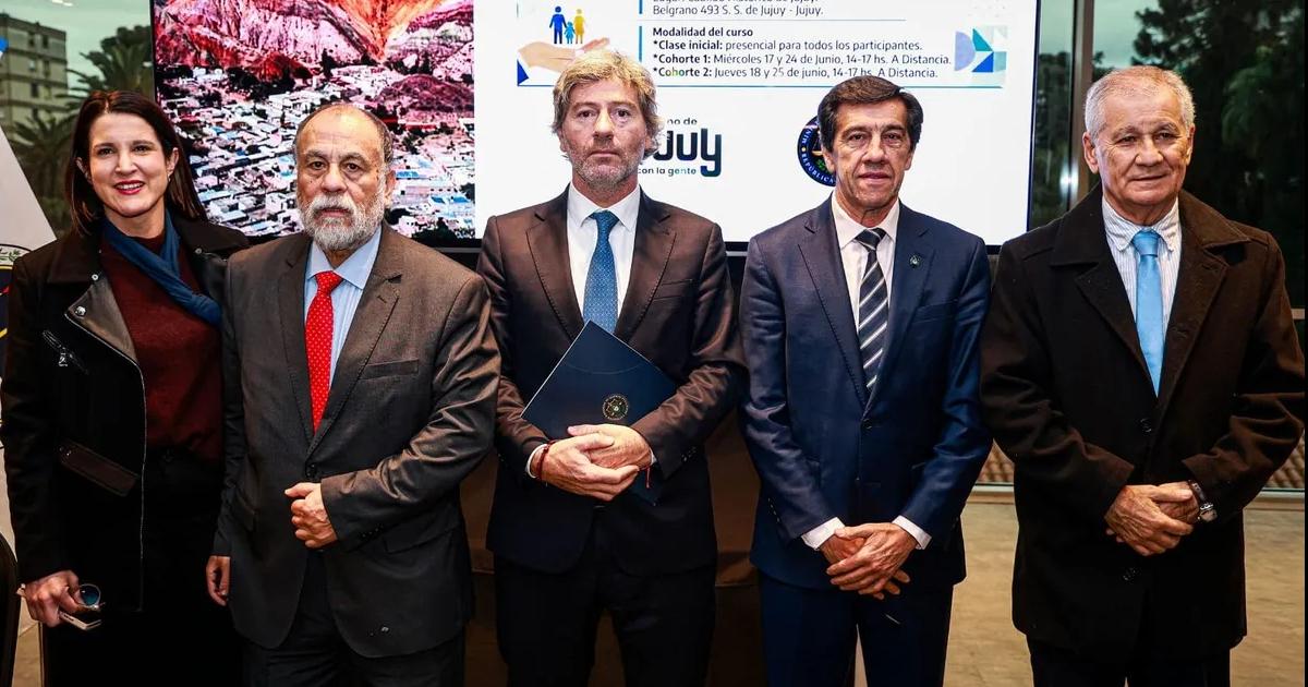 Mahiques y Sadir presentaron la aplicacioacuten de la Ley de Mediacioacuten