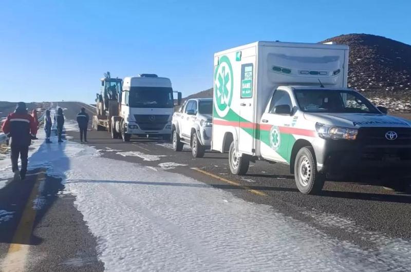 Cerraron el Paso de Jama por nieve y fuertes raacutefagas de viento