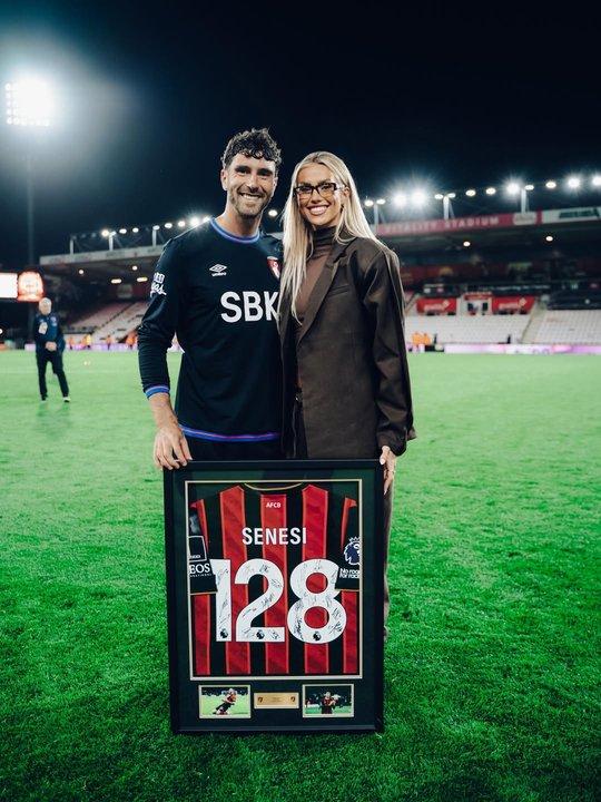 Quieacuten es Kelci-Rose Bowers la novia futbolista de Marcos Senesi