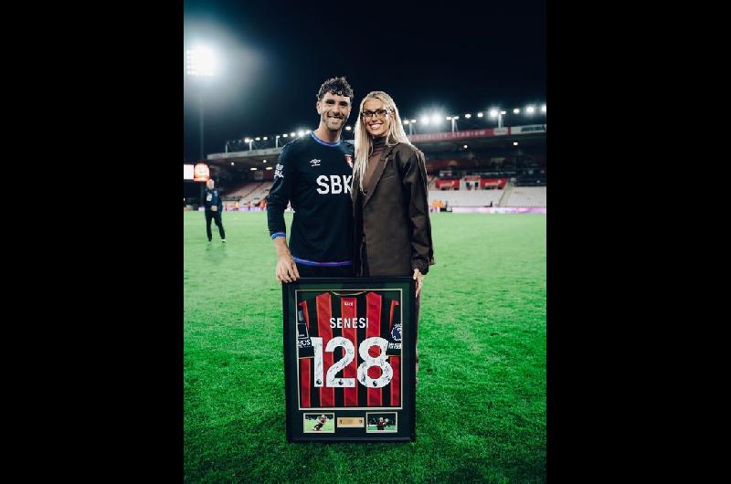 Quieacuten es Kelci-Rose Bowers la novia futbolista de Marcos Senesi