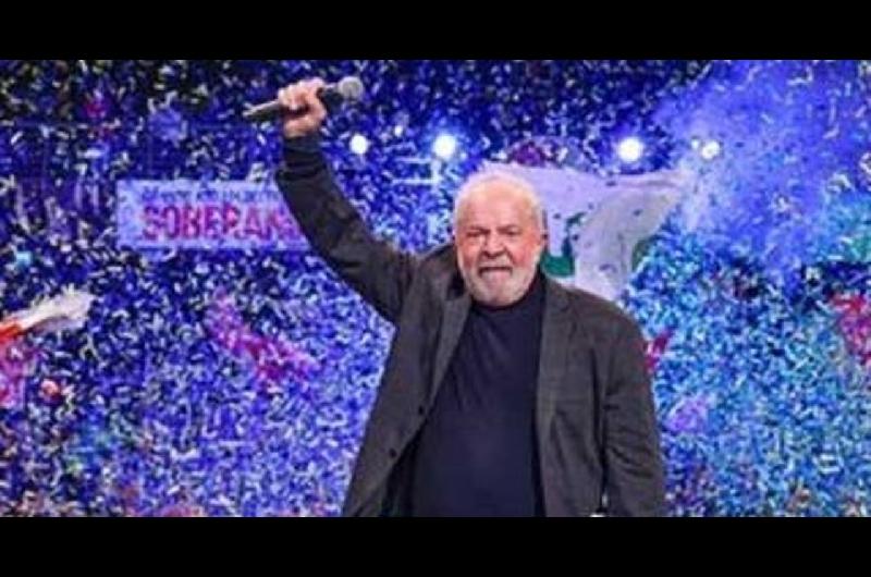 Lula completoacute 15 sesiones de radioterapia tras extirpar un carcinoma basocelular- ldquoEstoy bien y felizrdquo