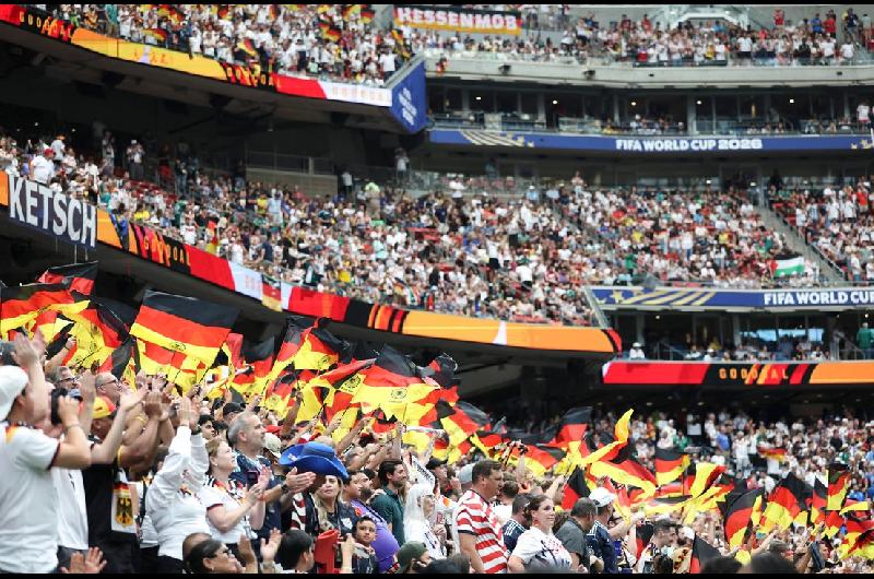 Fotogaleriacutea- las mejores imaacutegenes de la goleada de Alemania a Curazao