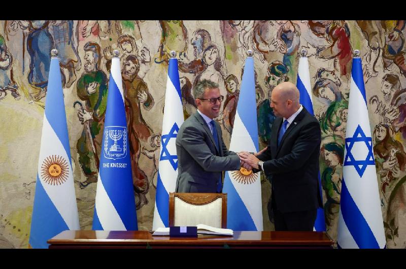 Martiacuten Menem se convirtioacute en el primer presidente de la Caacutemara de Diputados en visitar el Parlamento israeliacute