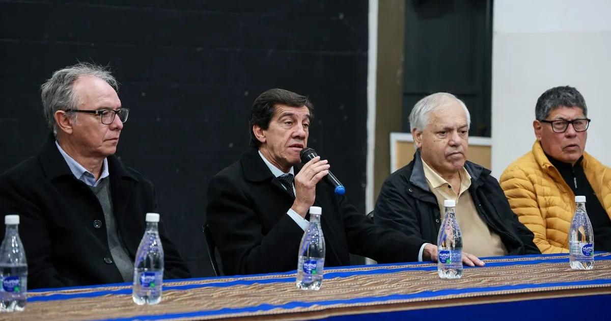 Presentaron proyectos para la construccioacuten de canales colectores pluviales para los Valles