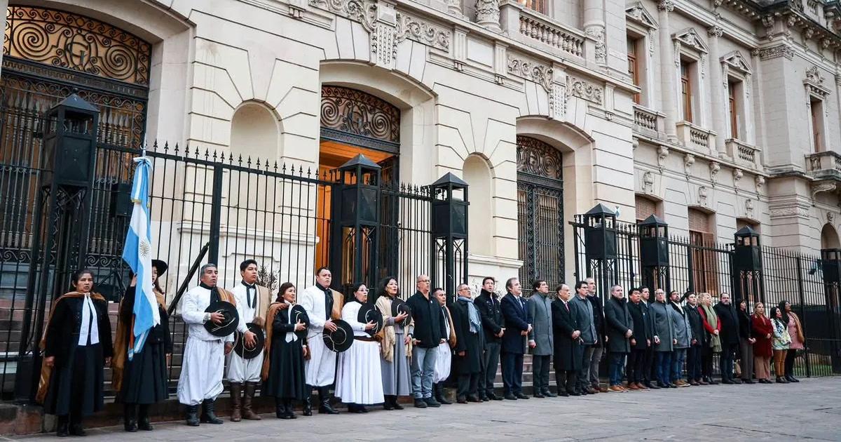 Homenaje al General Manuel Eduardo Arias heacuteroe de la Patria
