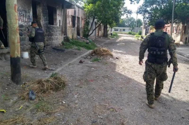 Masivos allanamientos en Monterrico con fuerzas de eacutelite para combatir las drogas