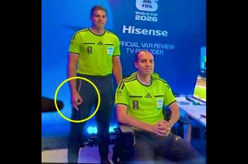 FIFA cerroacute el caso del aacuterbitro acusado por un posible gesto supremacista en el Mundial