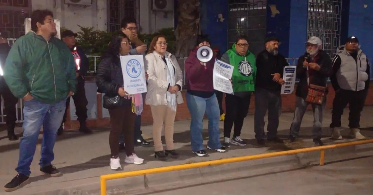 Firme contra EJESA- vecinos y gremios reclamaron por el tarifazo