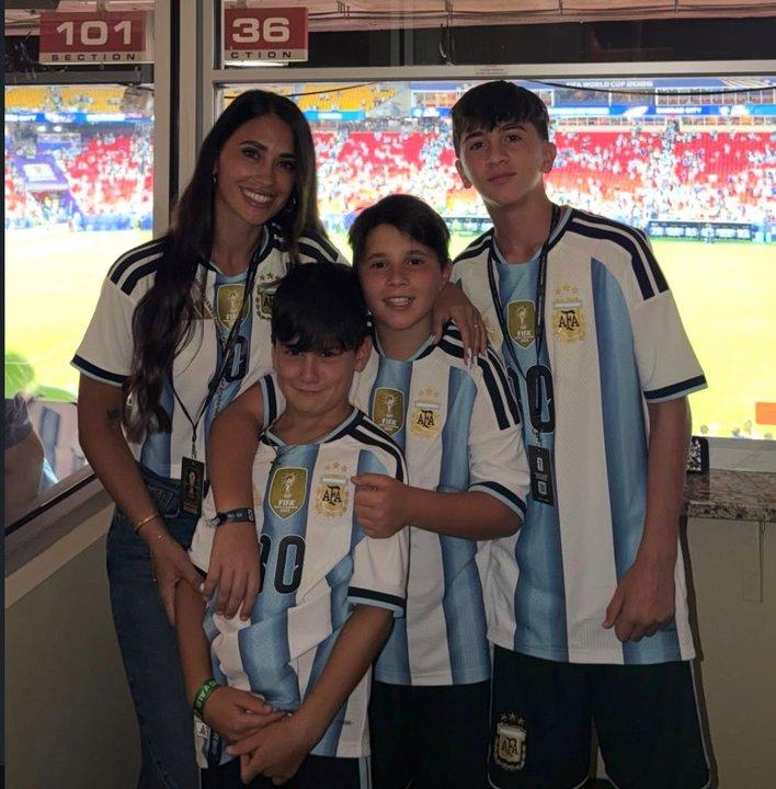 El posteo de Antonela Roccuzzo tras la noche sontildeada de Messi ante Argelia