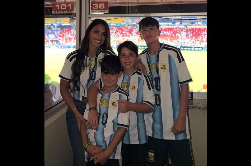 El posteo de Antonela Roccuzzo tras la noche sontildeada de Messi ante Argelia