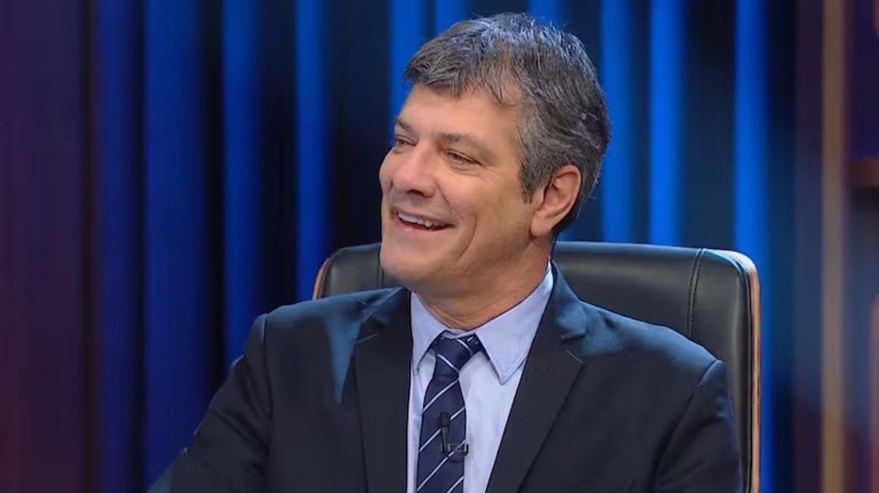 El pase de factura de Mario Pergolini a Lali Espoacutesito y Ca7riel y Paco Amoroso