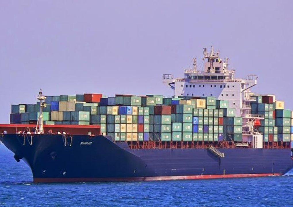 Estados Unidos levantoacute el bloqueo a los buques procedentes de puertos iraniacutees