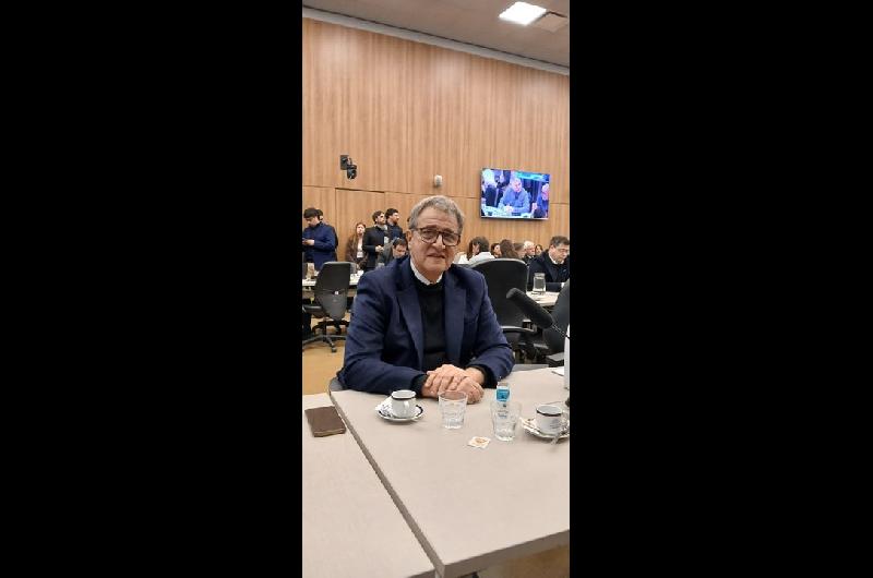 Con el sello del MID- los dos cambios clave que mejoraron el dictamen oficialista del Suacuteper RIGI