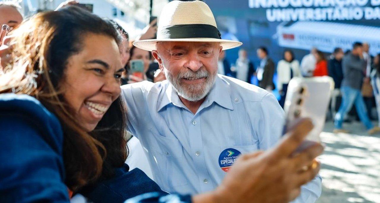 Lula aventaja por diez puntos a Flaacutevio Bolsonaro con miras a elecciones presidenciales